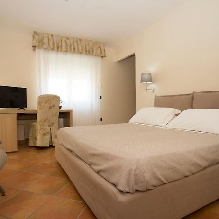 Hotel Villa Serena 카스텔라마레디스타비아 외부 사진