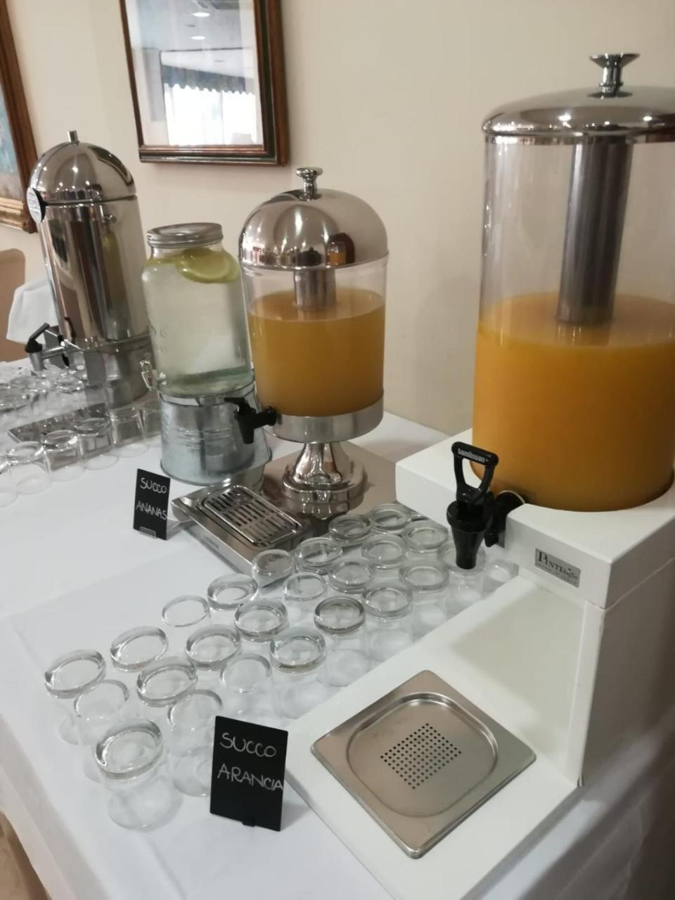 Hotel Villa Serena 카스텔라마레디스타비아 외부 사진